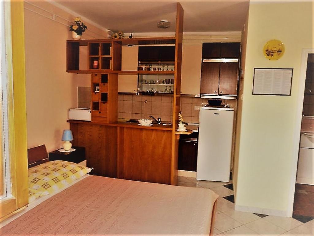 Apartments And Rooms With Parking Space Rabac, Labin - 12368 Eksteriør bilde